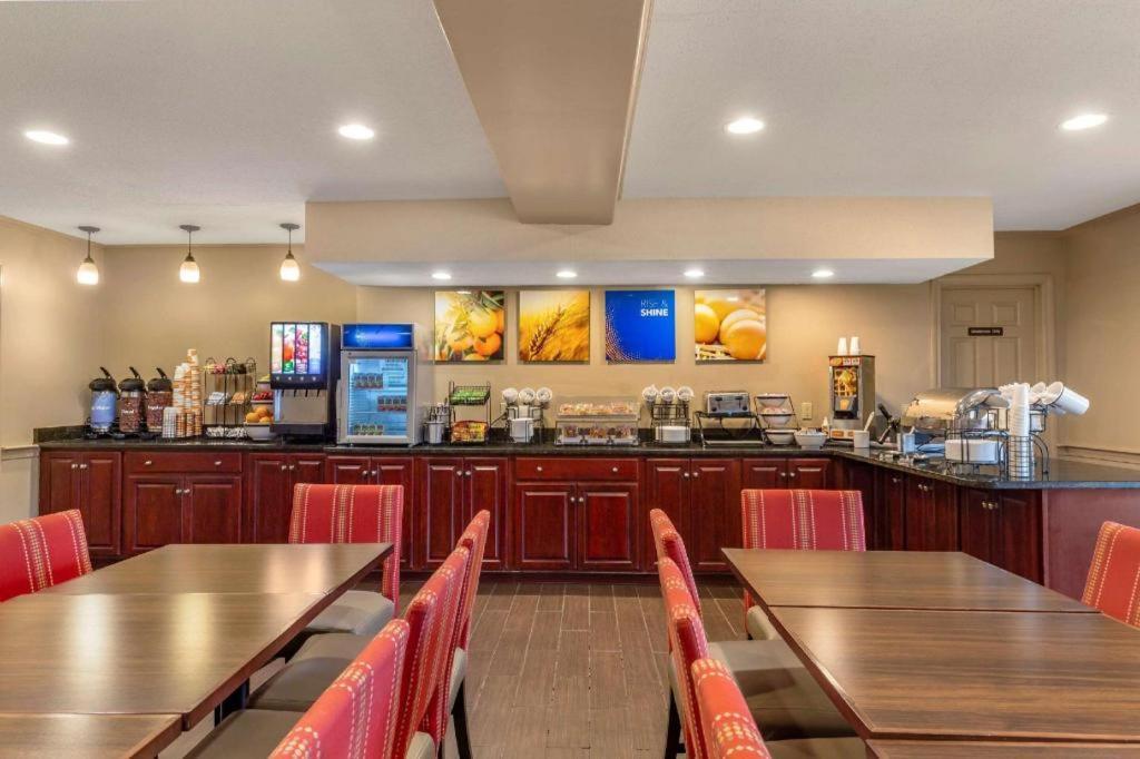 Comfort Inn Foxboro - Mansfield Foxborough Dış mekan fotoğraf